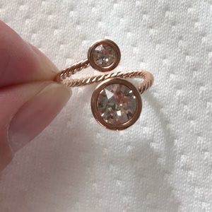 Rose gold ring. Size 6